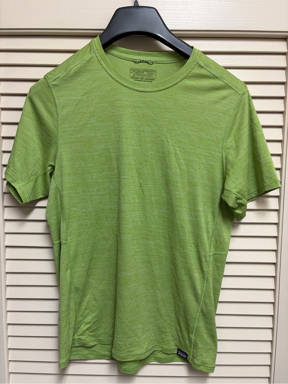 Patagonia Capilene Cool Lightweight Shirt Mens S Green Hiking Running Quick Dry